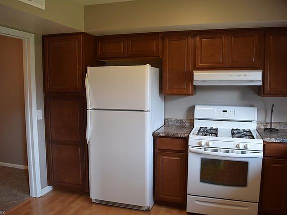 4th image of 6320 Greenwood Pkwy APT 301