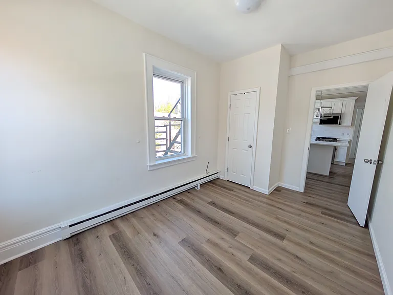 629B Valley Pl #1 — Photo 7