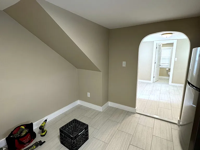 79 Main St #2 — Photo 3