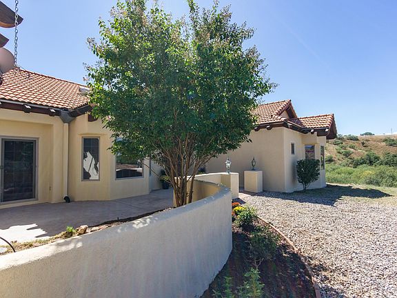 3rd image of 105 Lado De Loma Dr