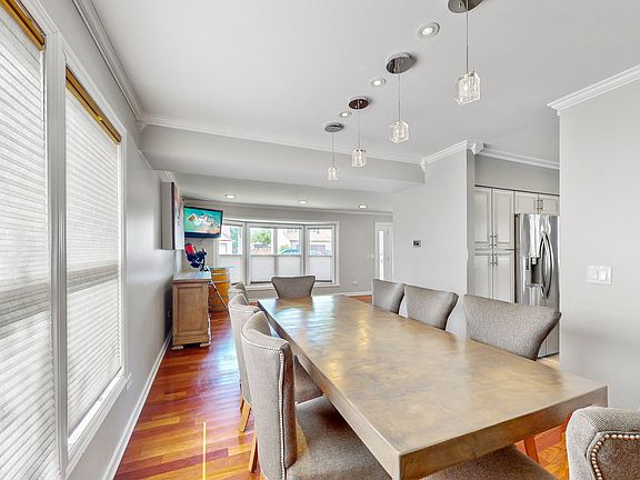 5th image of 65 Burgess Dr
