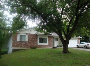 135 Jupiter Dr, Hannibal, MO 63401