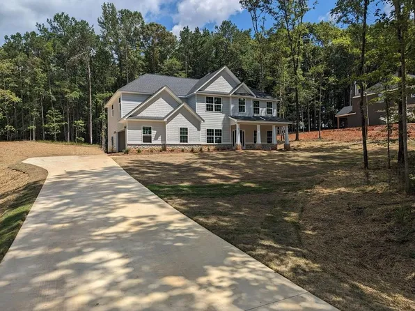136 Boxwood Ct, Midland, GA 31820