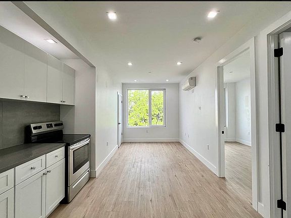 4th image of 2512 Bedford Ave #5E