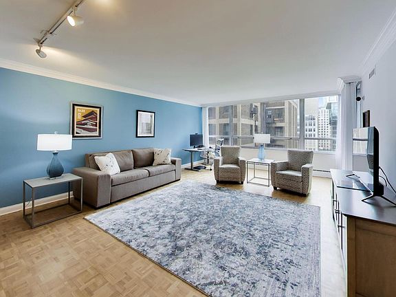 4th image of 201 E Chestnut St APT 18F