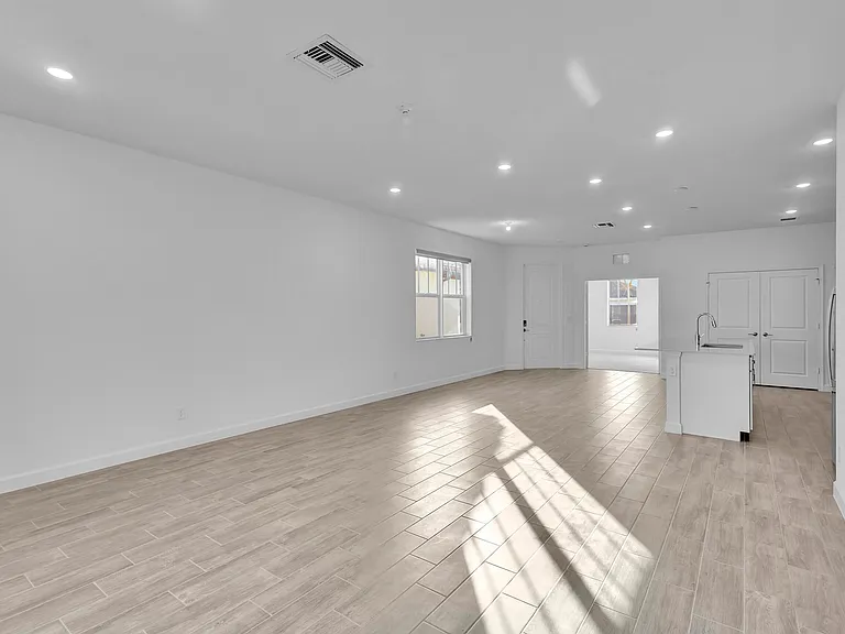1254 Tangled Orchard Trce — Photo 35