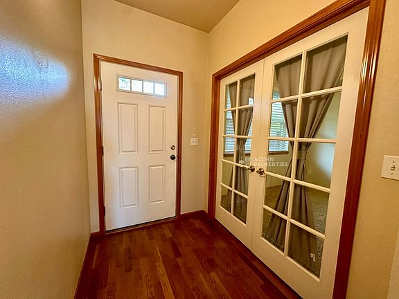 4th image of 1850 SW Scenic Heights St APT B103