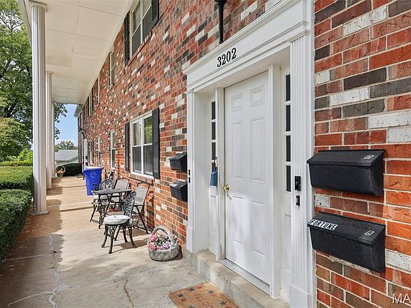 4th image of 3202 Denmark Dr APT C