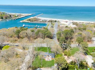 39 Old North Hwy, Hampton Bays, NY 11946