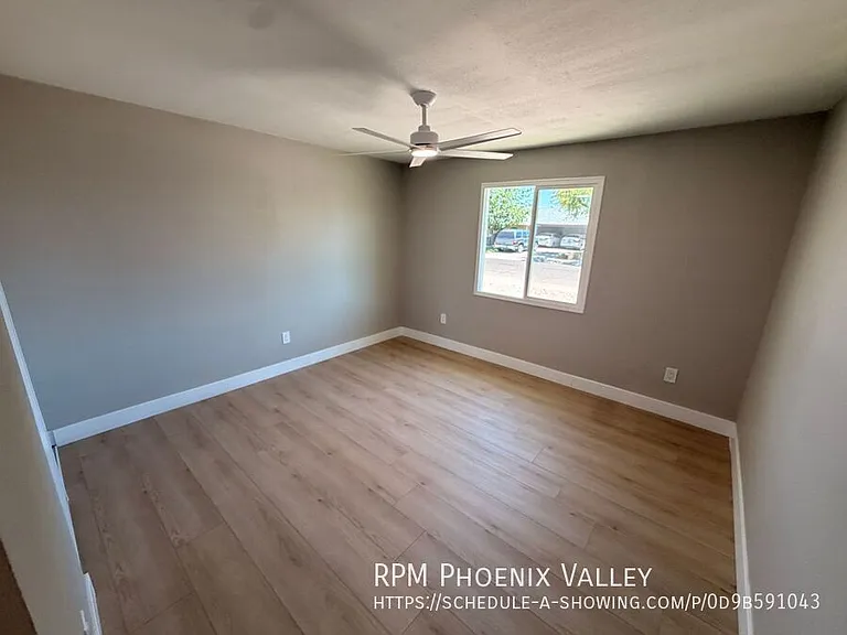3902 E Joan De Arc Ave — Photo 12
