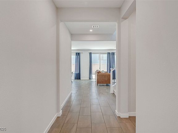 4th image of 1321 Hudson Creek Pl