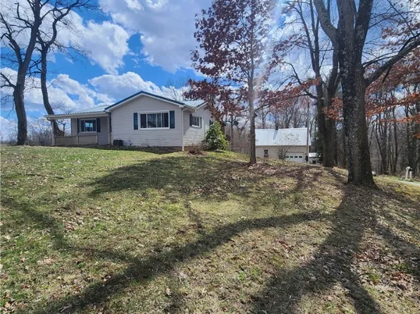 6332 Senlac Rd SE, Amsterdam, OH 43903