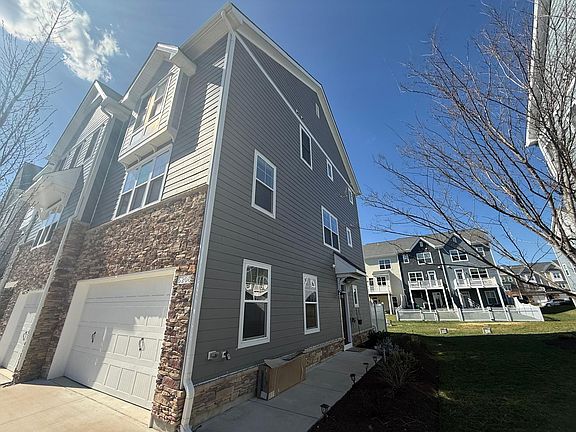 2nd image of 5208 Gower Pl #1