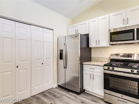 5th image of 393 Blanca Springs Dr #0
