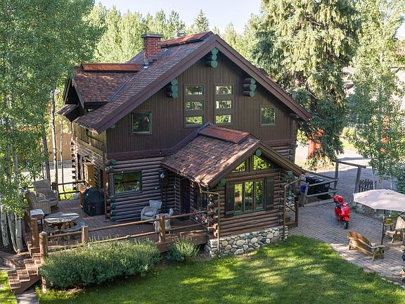 2nd image of 712 Wood River Dr