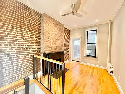 1st image of 34 Leroy St #2