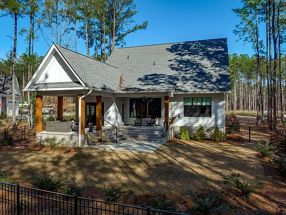 3rd image of 231 Timber Ln