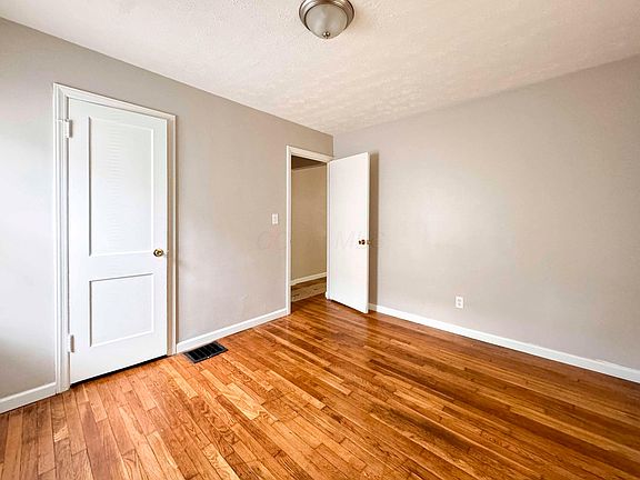 5th image of 1433 E 19th Ave