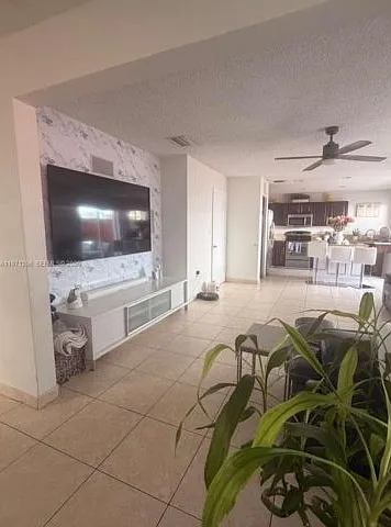 10863 NW 53rd Ln — Photo 15