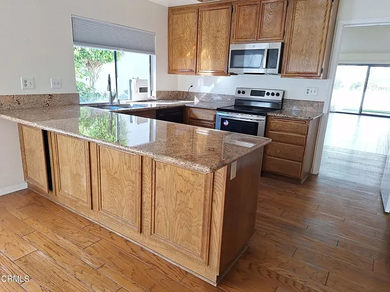 8041 Stone Pl — Photo 3
