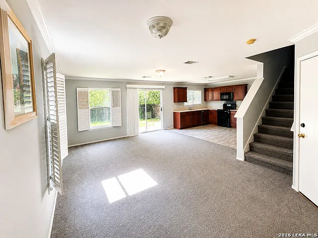 12 Dunthorte Ln — Photo 4