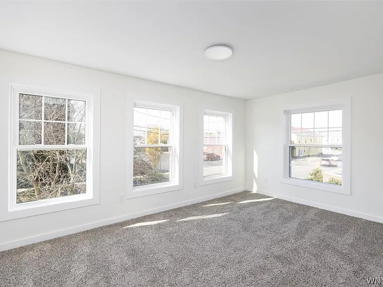 28L Olean St — Photo 11