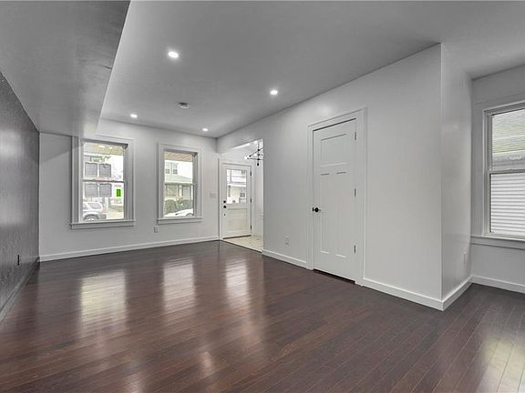 2nd image of 1241 Buhrer Ave