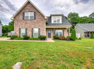 200 Winding Branch Ct, Christiana, TN 37037