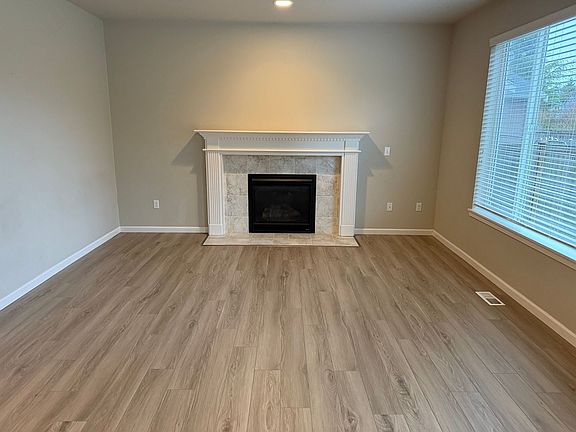 3rd image of 17929 122nd Street Ct E