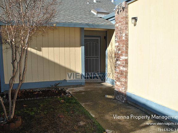 3rd image of 1188 Green Hill Dr
