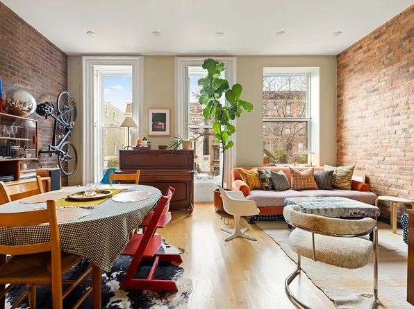 35 Cambridge Place image 1 of 5