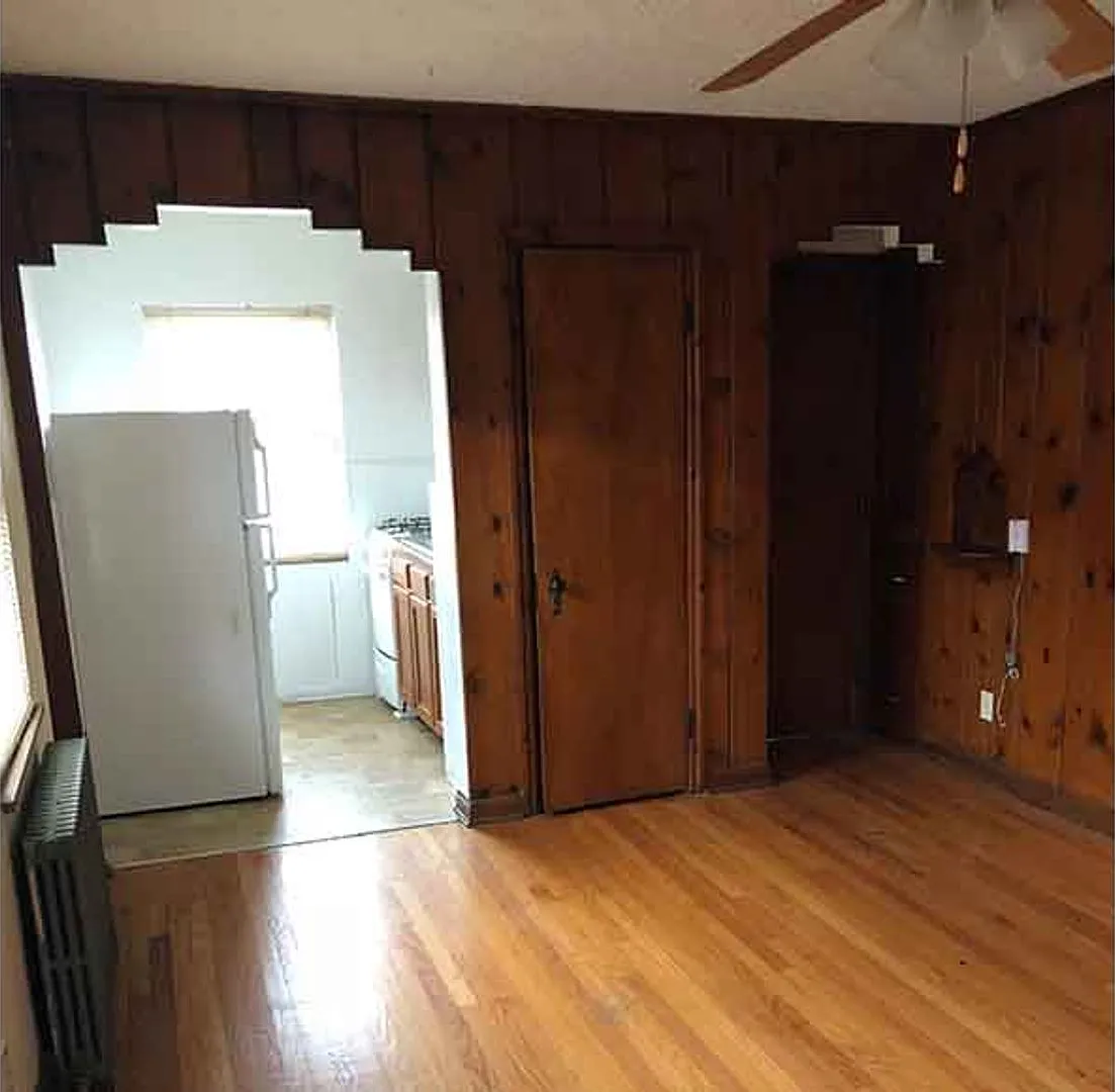 Ludlow 960 — Photo 1