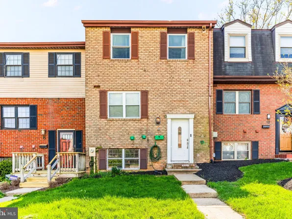 10 Pickersgill Sq, Owings Mills, MD 21117