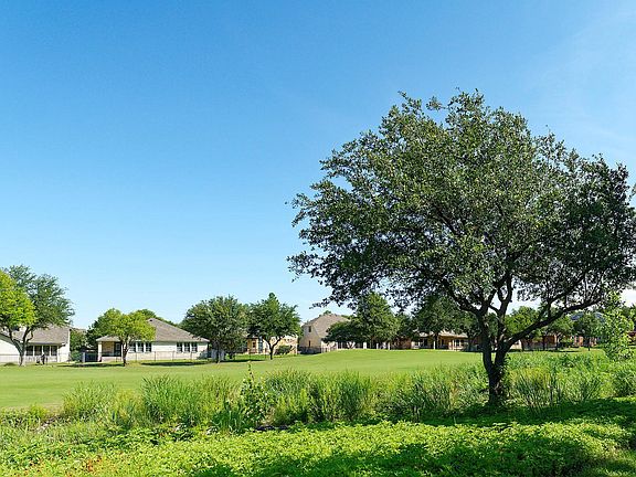 4th image of 1116 Hillridge Dr