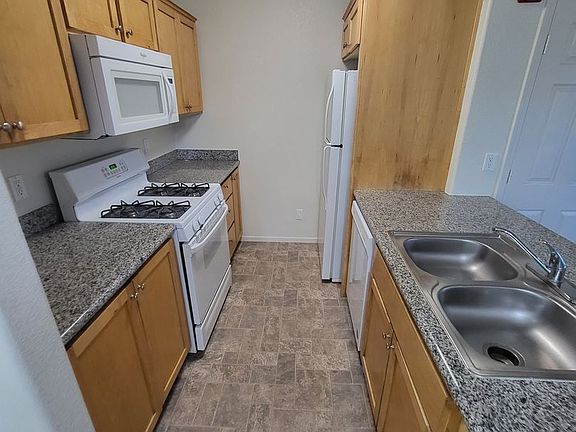 3rd image of 133 Palmer Ct #Palm133-b