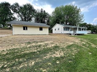 15495 Mud Ln, East Liverpool, OH 43920