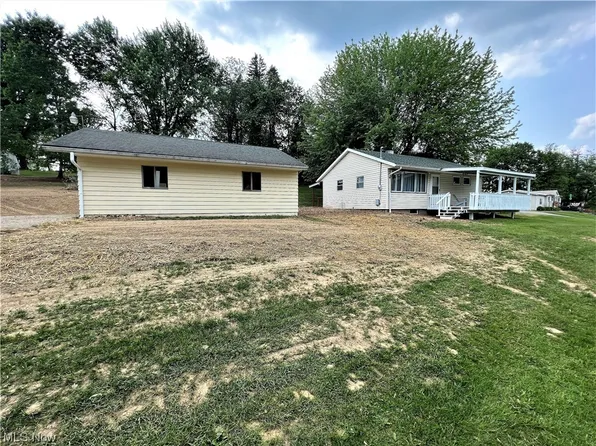 15495 Mud Ln, East Liverpool, OH 43920