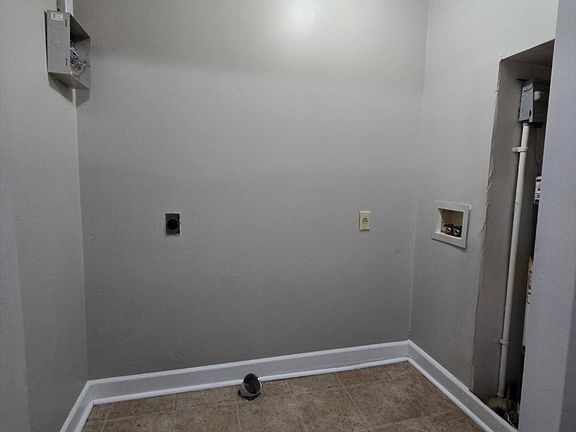 5th image of 1617 Wilder Pl