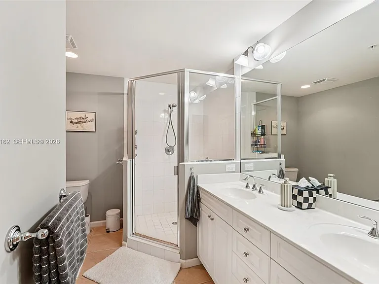 5781 Cape Harbour Dr #903 — Photo 23