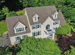 45 Johnson Dr, Holliston, MA 01746