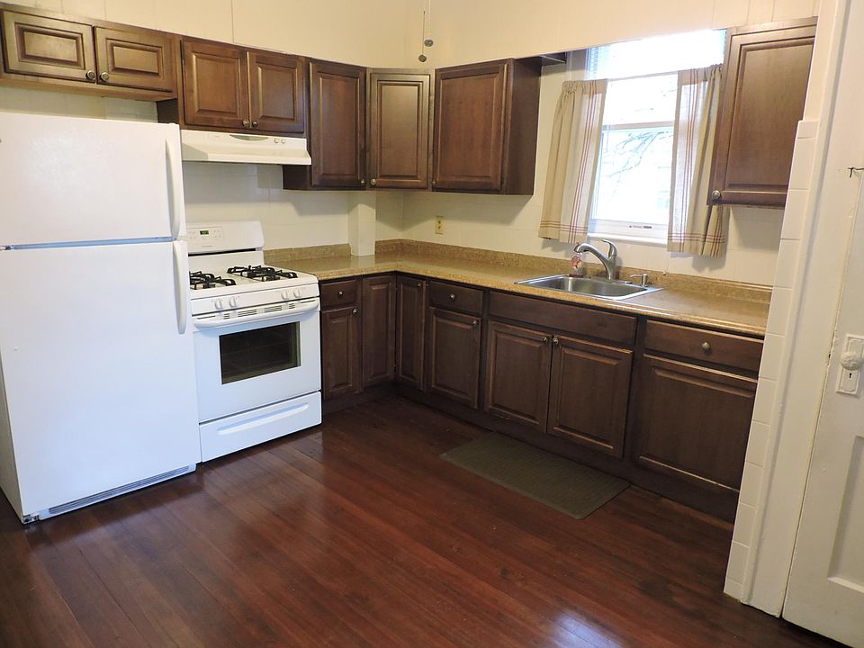 1st image of 9 Baylis Ct #487