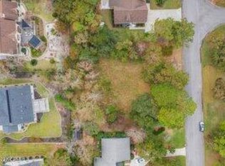 1647 Lake Forest Dr SW, Ocean Isle Beach, NC 28469