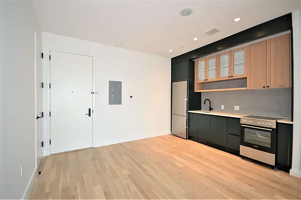 Rented by Simply Brooklyn Realty Inc | media 72