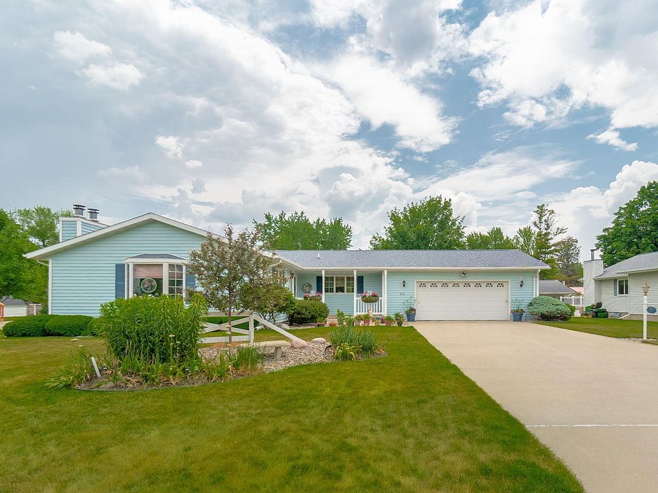 814 Duroe St, Jesup, IA 50648 Zillow
