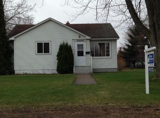 3103 White St, Marinette, WI 54143