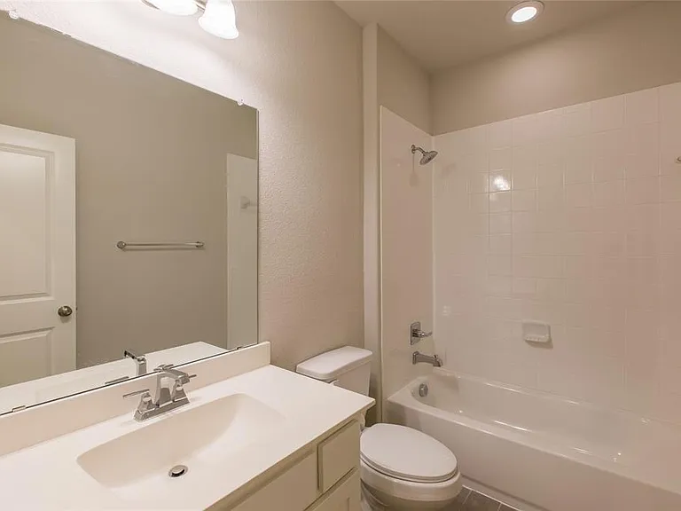 7024 Trailhead St — Photo 28