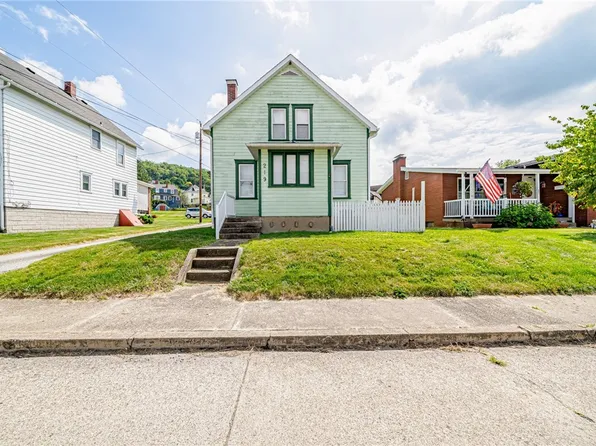 219 S 8th St, West Newton, PA 15089