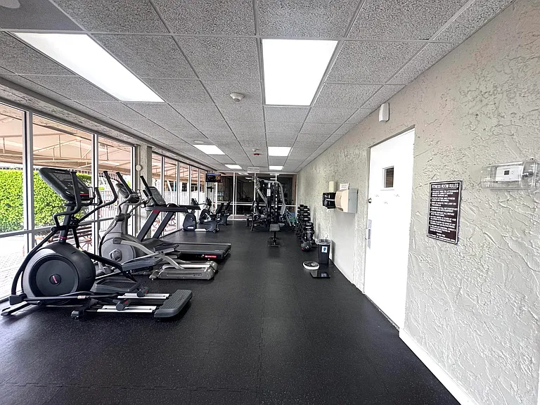 130 Lake Nancy Dr #101 — Photo 45