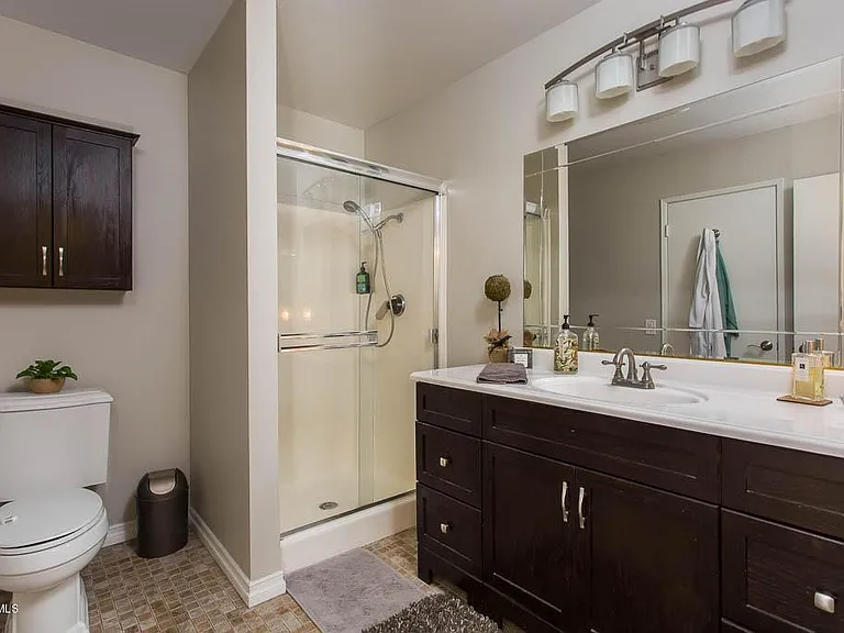 460 Phlox Ct — Photo 12