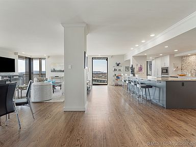 2300 Riverside Dr UNIT 12E, Tulsa, OK 74114 | Zillow